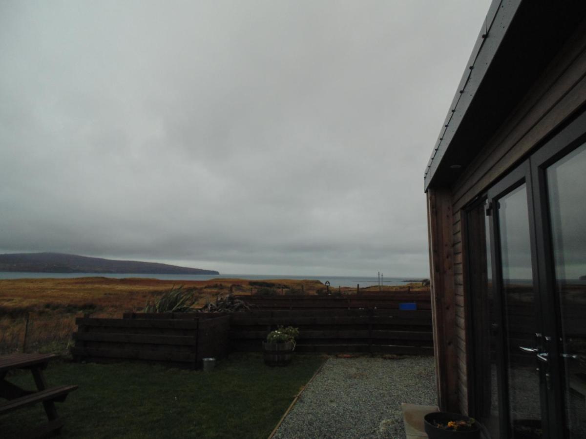 Lampay Chalets Dunvegan  Exterior photo