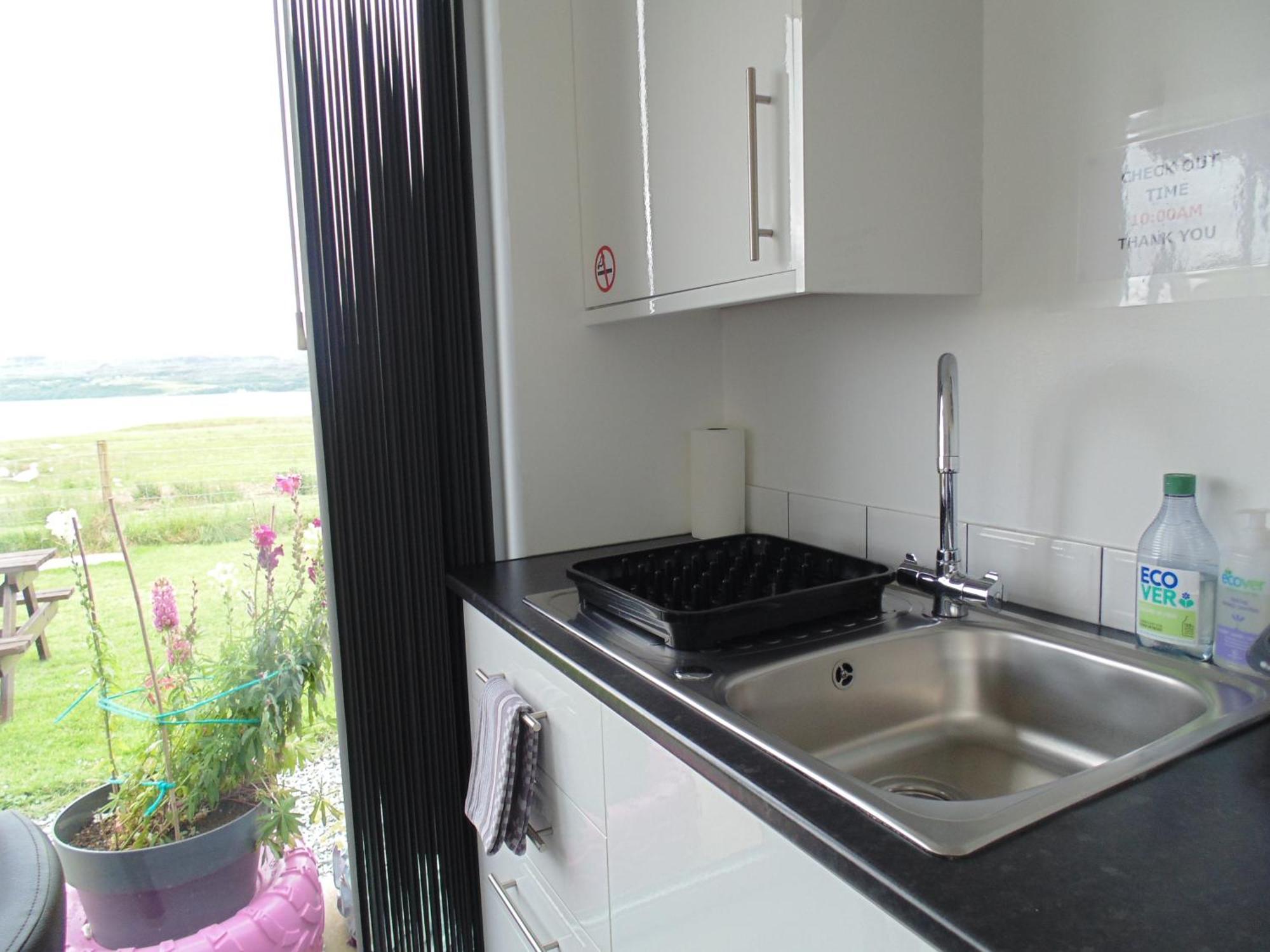 Lampay Chalets Dunvegan  Exterior photo