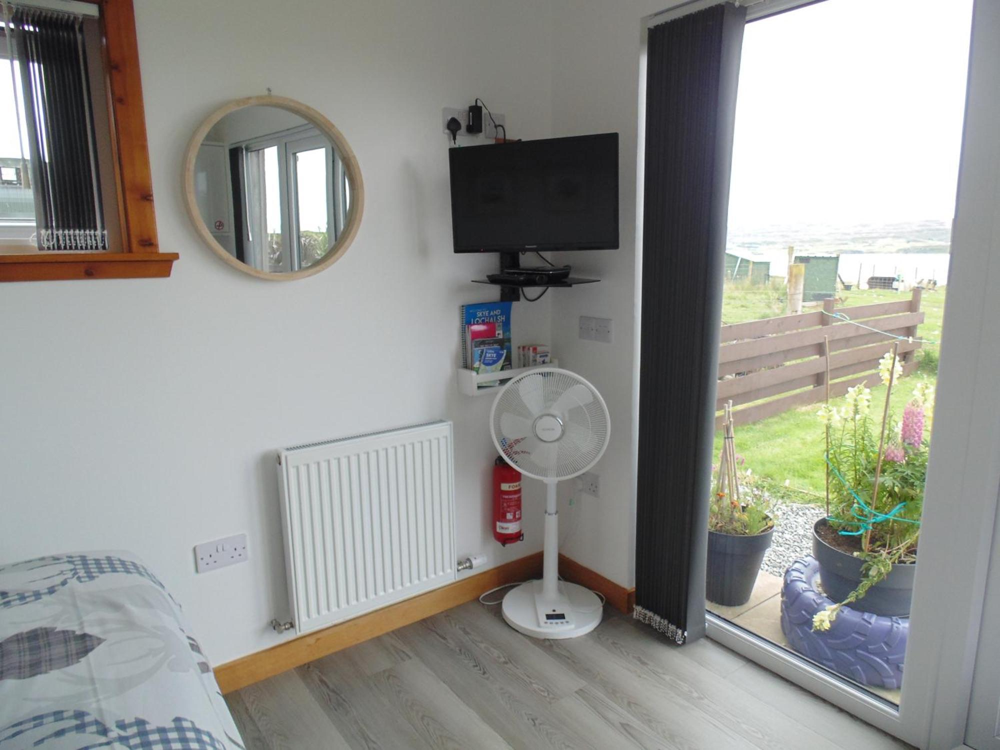 Lampay Chalets Dunvegan  Exterior photo
